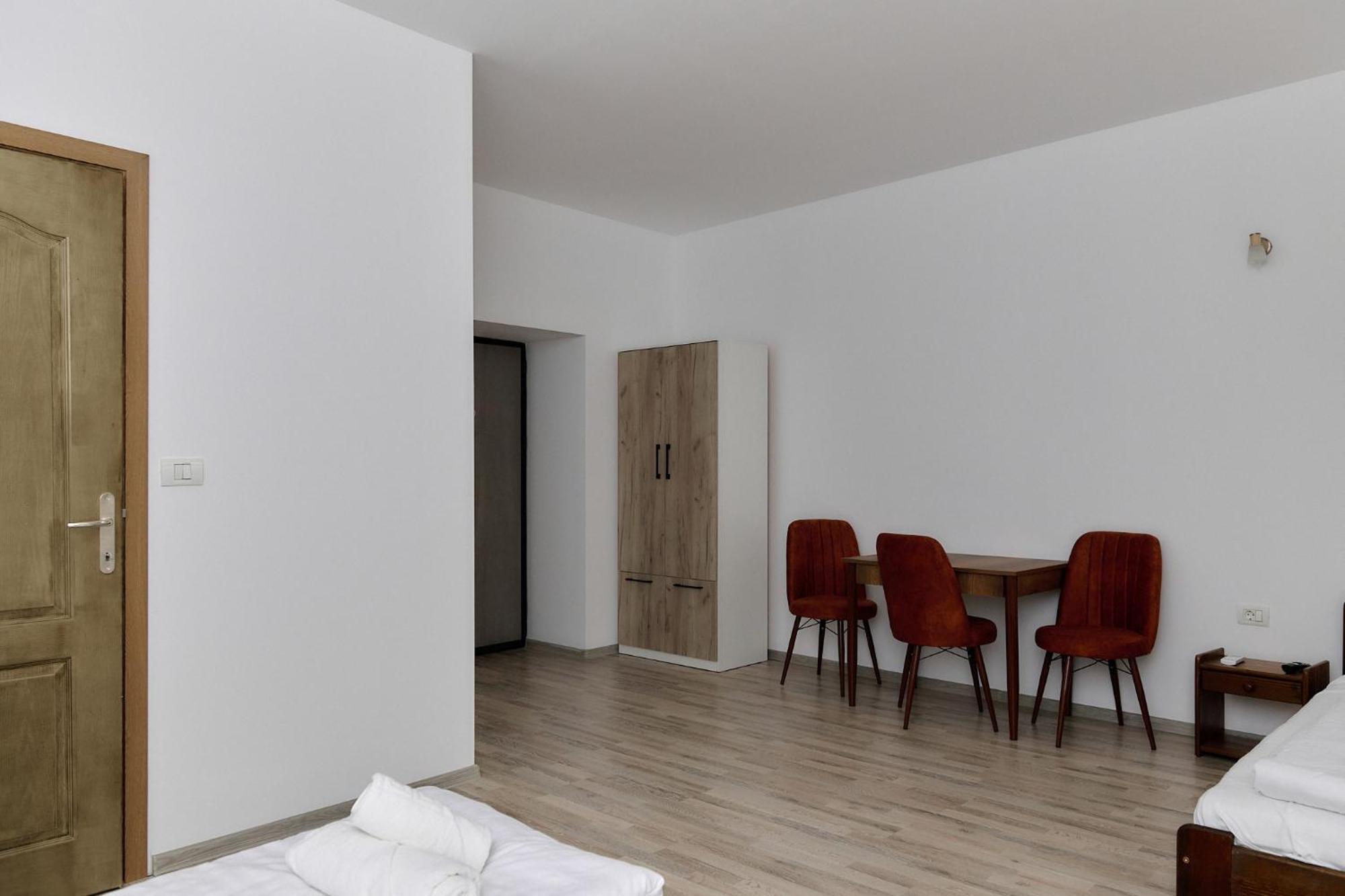 Casa Marko Nadlac Luaran gambar